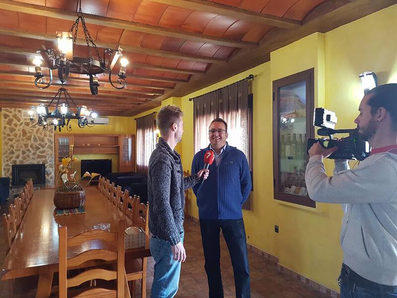 Canal 7 Región de Murcia visita El Viejo Establo